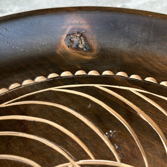 Carved wood platter - Picture 6 of 6